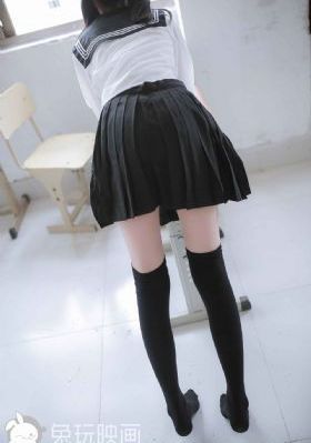 女人下身凹凸毛毛_DVDHD高清在线观看